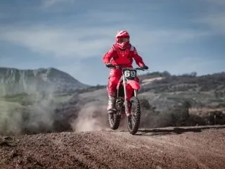 How Fast Does A 70CC Dirt Bike Go