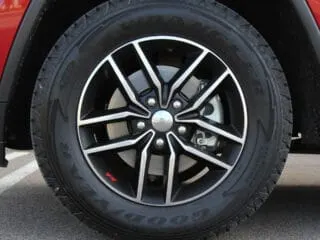 What Wheels Interchange with Jeep Grand Cherokee