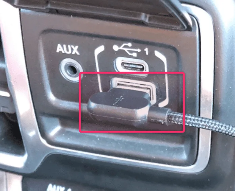 Why Does U-Connect Not Work in Jeep?