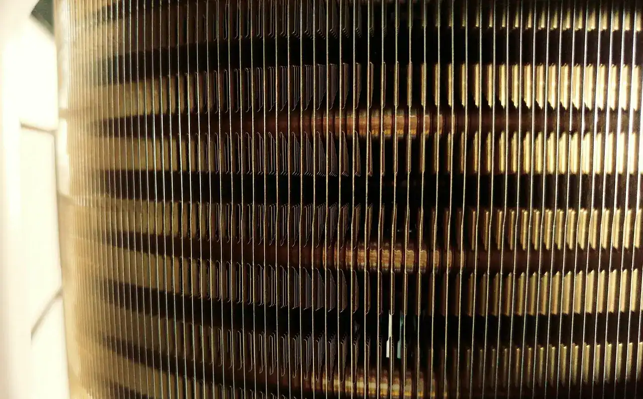 Close-up of closely spaced metal cooling fins
