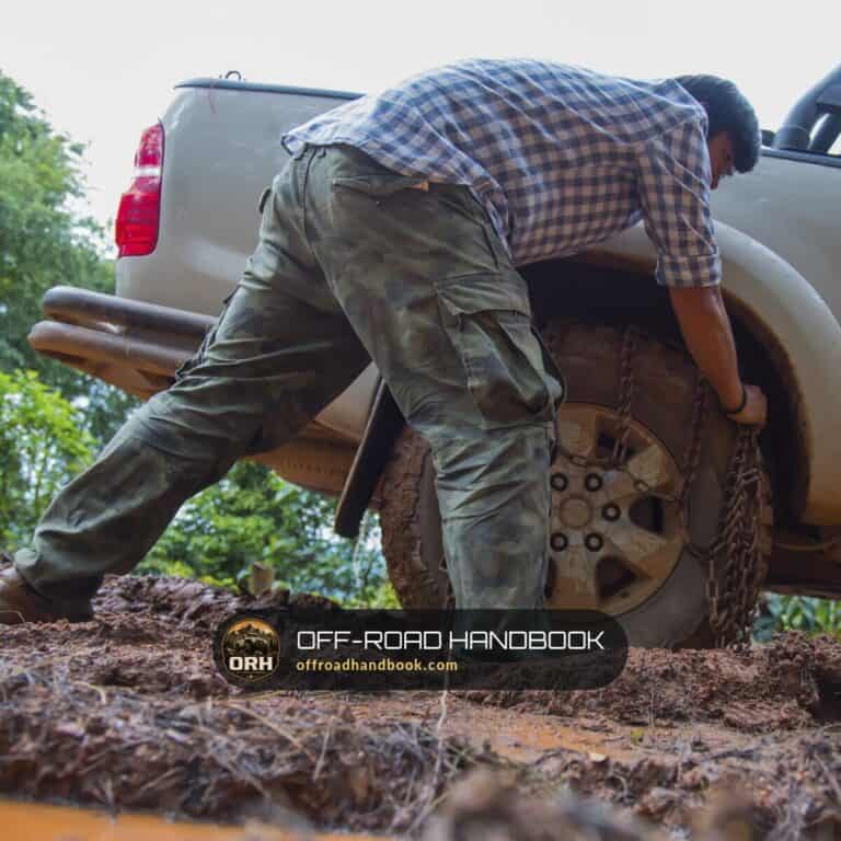 Pickup stuck in mud during a winch recovery, for the winch size calculator